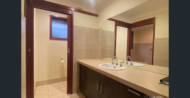 Spacious Family Home with Character and Charm - Photo 1