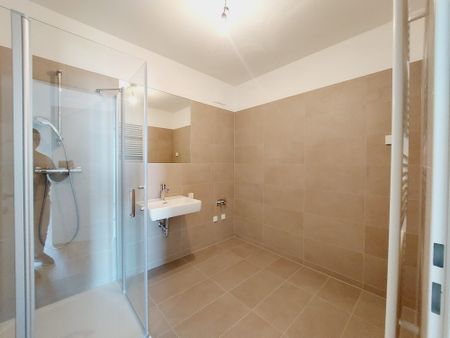 Helle 2 -Zimmerwohnung mit Loggia und Balkon. - Foto 3