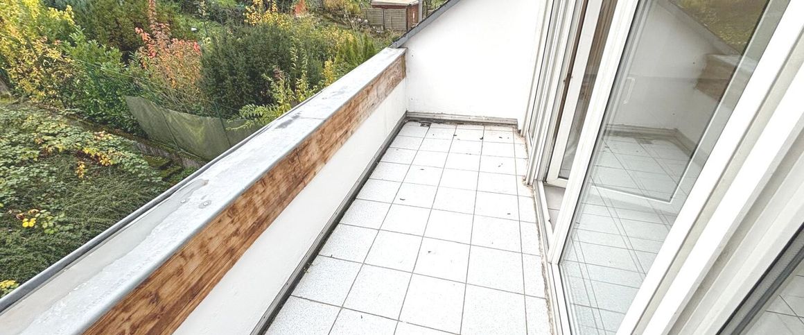 Konz: Frisch renovierte 97 m² Maisonettewohnung – 4 Zimmer, Balkon, lichtdurchflutet. - Foto 1