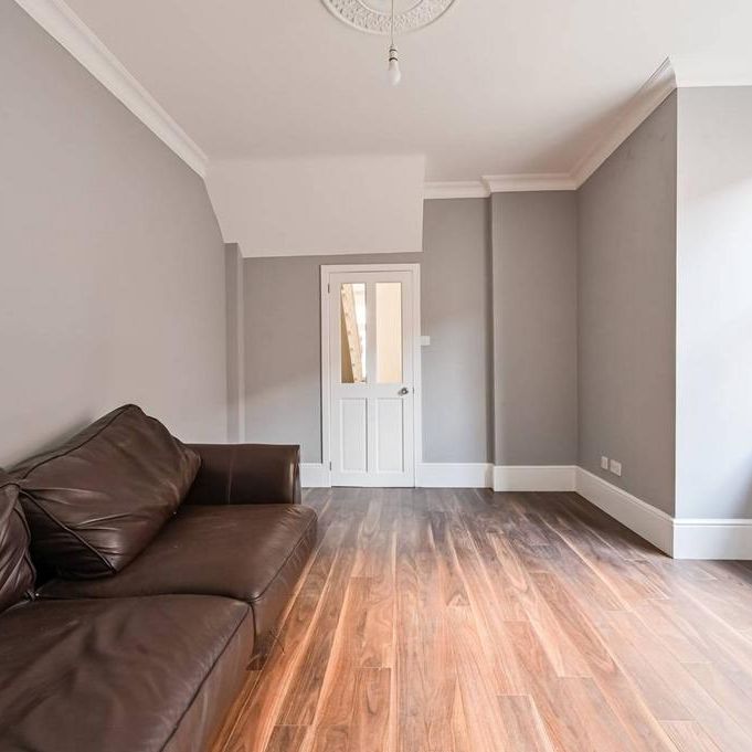 5 bedroom house to rent - Photo 1