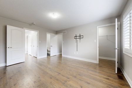 For Lease - 15 Silver Charm Drive, East Gwillimbury, Ontario - Photo 2