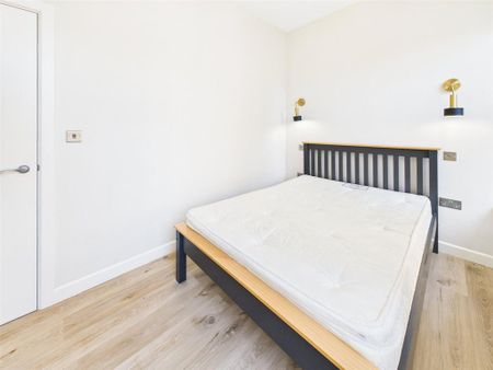 1 bedroom apartment to rent - Photo 2