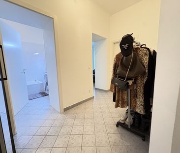 Top sanierte 2 Zimmer- Altbauwohnung! Zentrumsnah! - Photo 6