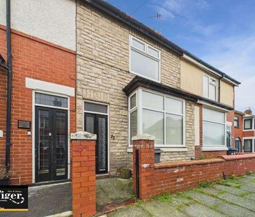 Acton Road, Blackpool, FY4 - Photo 3