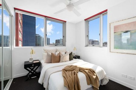 Positioned high on the 10th floor of the Brooklyn on Brookes building - Photo 2