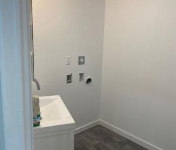 4 1/2 - BrownsBurg - Photo 4