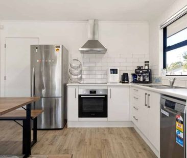 3/5 Charmaine Crescent, Chartwell, Hamilton - Photo 2