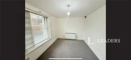 2 bedroom apartment to rent Clarence Court, Clarence Road, Cheltenham, GL52 - Photo 2