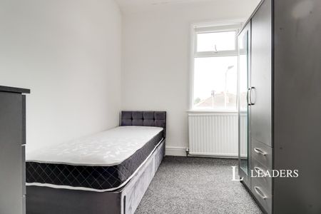 1 bedroom room to rent Wanlip Road, Syston, LE7 - Photo 4