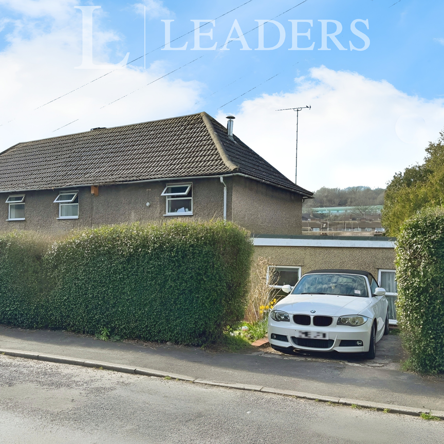 2 bedroom flat to rent Colbourne Avenue, BN2 - Photo 1