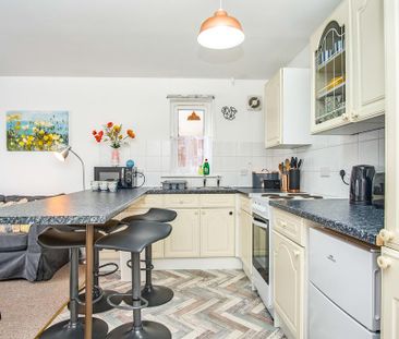 1 bedroom flat to rent - Photo 6