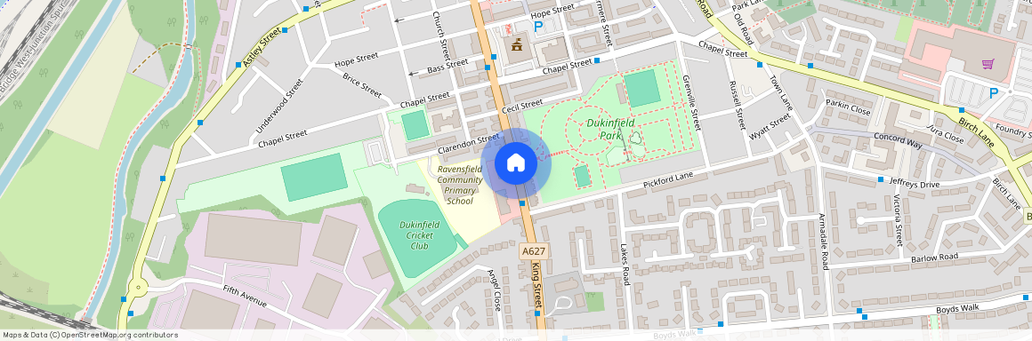 Lyme Place, Dukinfield, SK16
