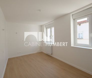 Location Appartement 3 pièces 83m² ST ETIENNE 42000 - Photo 4