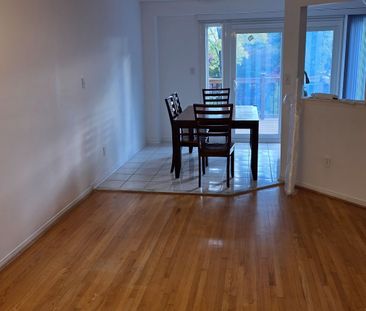 For Lease - 5420 Fallingbrook Drive, Mississauga, Ontario - Photo 2