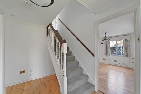 Clayton Court, Woodbridge, IP12 - Photo 4