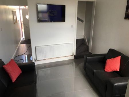4 bedroom house share to rent - Photo 2