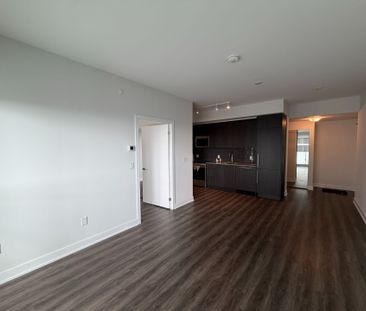 For Lease - 4130 Parkside Village Drive Unit# 3111, Mississauga, On... - Photo 2