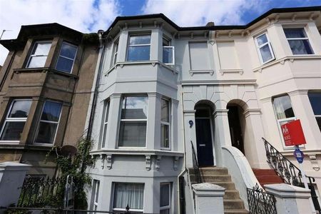 Blatchington Road, Hove, BN3 - Photo 2