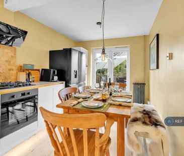 2 bedroom detached house to rent - Photo 4