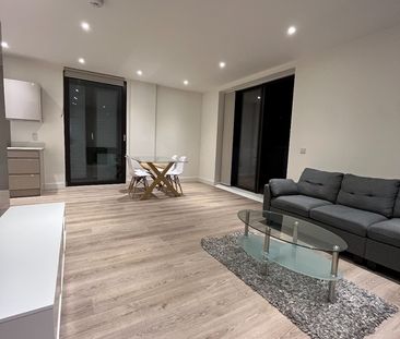 1 Bed Flat, Sailors House, E14 - Photo 2