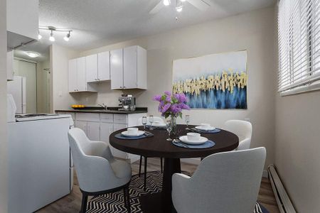 2 Bedroom - Photo 4