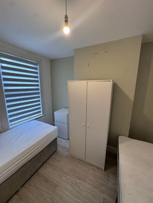 Room in a Shared House, Sperling Road, N17 - Photo 1