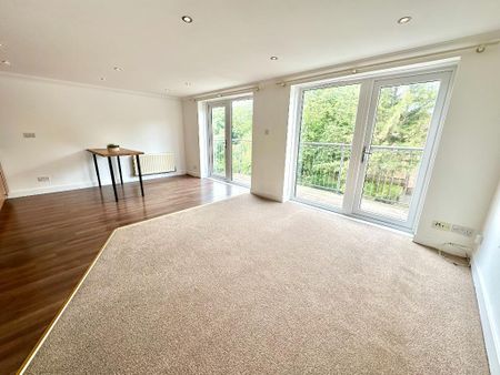 2 bedroom flat to rent - Photo 4