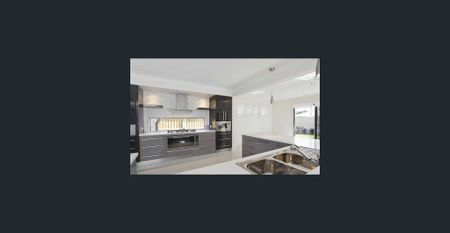 SPACIOUS FAMILY LIVING IN THE GAP - Photo 5