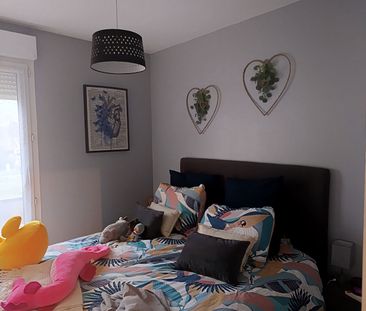 Location Appartement 3 pièces 69m² - Photo 2