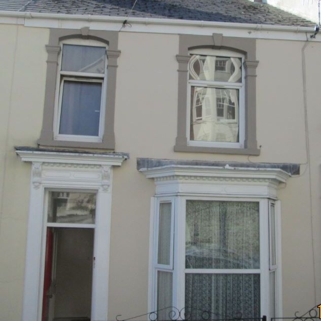 *** Apply on line ***1 Bedroom flat. Glanmor Crescent, Uplands - Photo 2