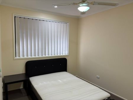 FURNISHED 3 bedroom home - NO PETS ALLOWED - Photo 3