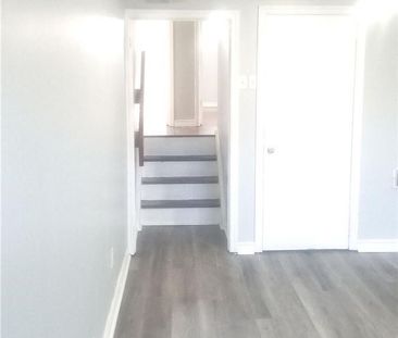 For Lease - 18 Stoney Creek Drive Unit# Lower, Toronto, Ontario - Photo 4