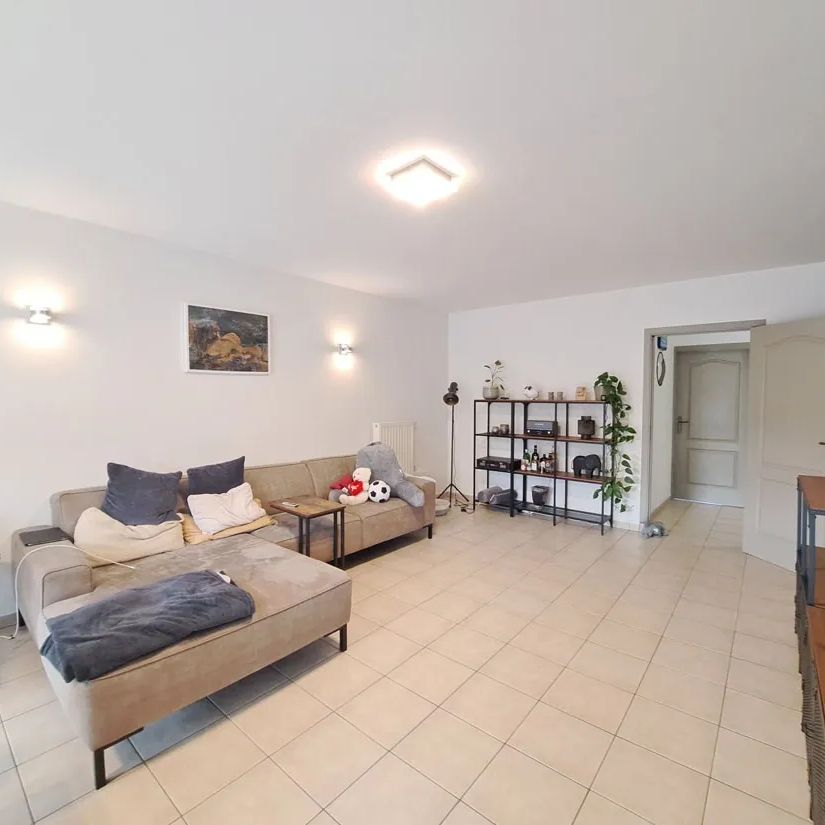 Gunstig gelegen gelijkvloers appartement te Hechtel - Foto 1