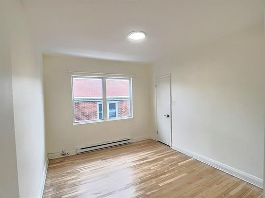 4602 Rue Stanley Weir - Photo 1