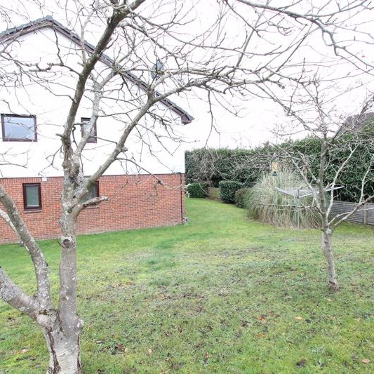 Tudor Court, Old Station Way, Godalming, Surrey, GU7 - Photo 1