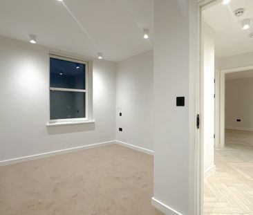 Selby Road, London, SE20 - Photo 1