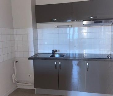 Location Appartement 2 pièces 36m² ANGOULEME 16000 - Photo 1