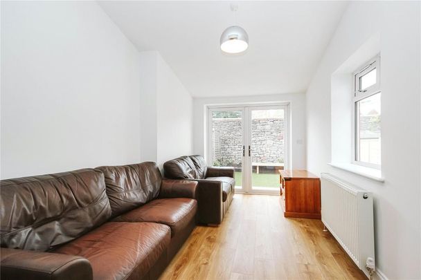 5 bedroom terraced house to rent - Photo 1