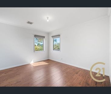 Spacious Family Home in Prime Caroline Springs Location - Photo 4