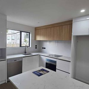 Pakuranga Heights, 2 bedrooms - Photo 2