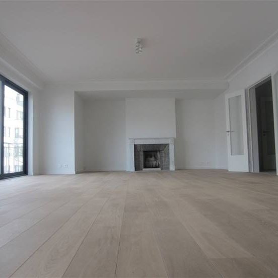 Appartement te huur - Photo 1