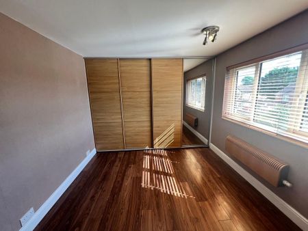 3 bedroom semi-detached house to rent - Photo 5