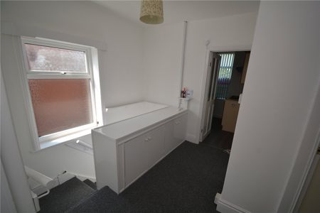 2 bed apartment to rent in Fortyfoot, Bridlington, YO16 - Photo 5