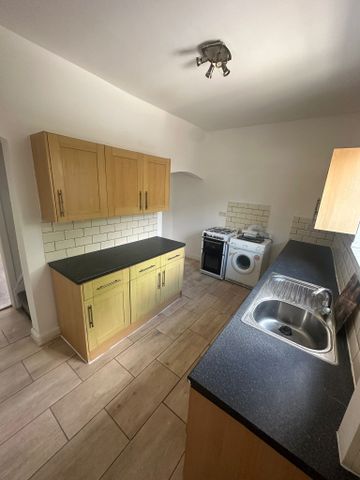 Eton Hill Road, Radcliffe - Photo 4