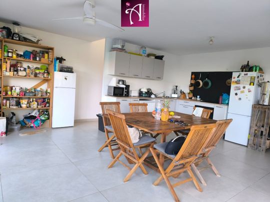 Location Maison 6 pièces 124m² PETIT BOURG 97170 - Photo 1