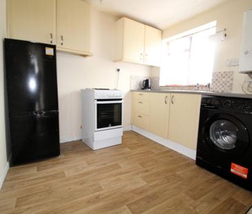 1 bedroom detached house to rent - Photo 5