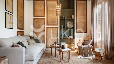 Apartamento de alquiler en Carrer del Comte Borrell, Sant Antoni - Photo 3