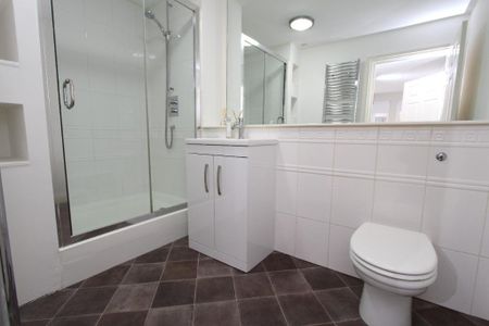 2 bedroom flat to rent - Photo 5