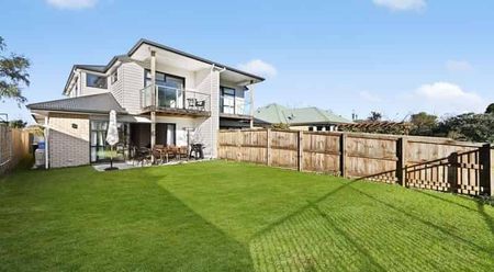 Fully Furnished Four-Bedroom Home Near Hospital – Be Quick! - Photo 5