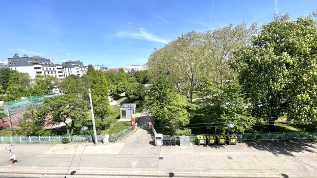 NÄHE U4 MEIDLING+U6 NIEDERHOFSTRASSE - SONNIGE ALTBAUWOHNUNG MIT GRÜNBLICK - Photo 1